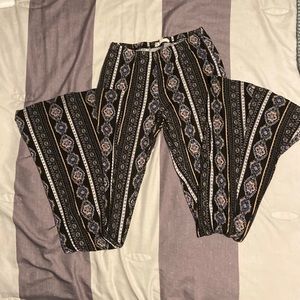 Stretchy leggings, with silky fabric